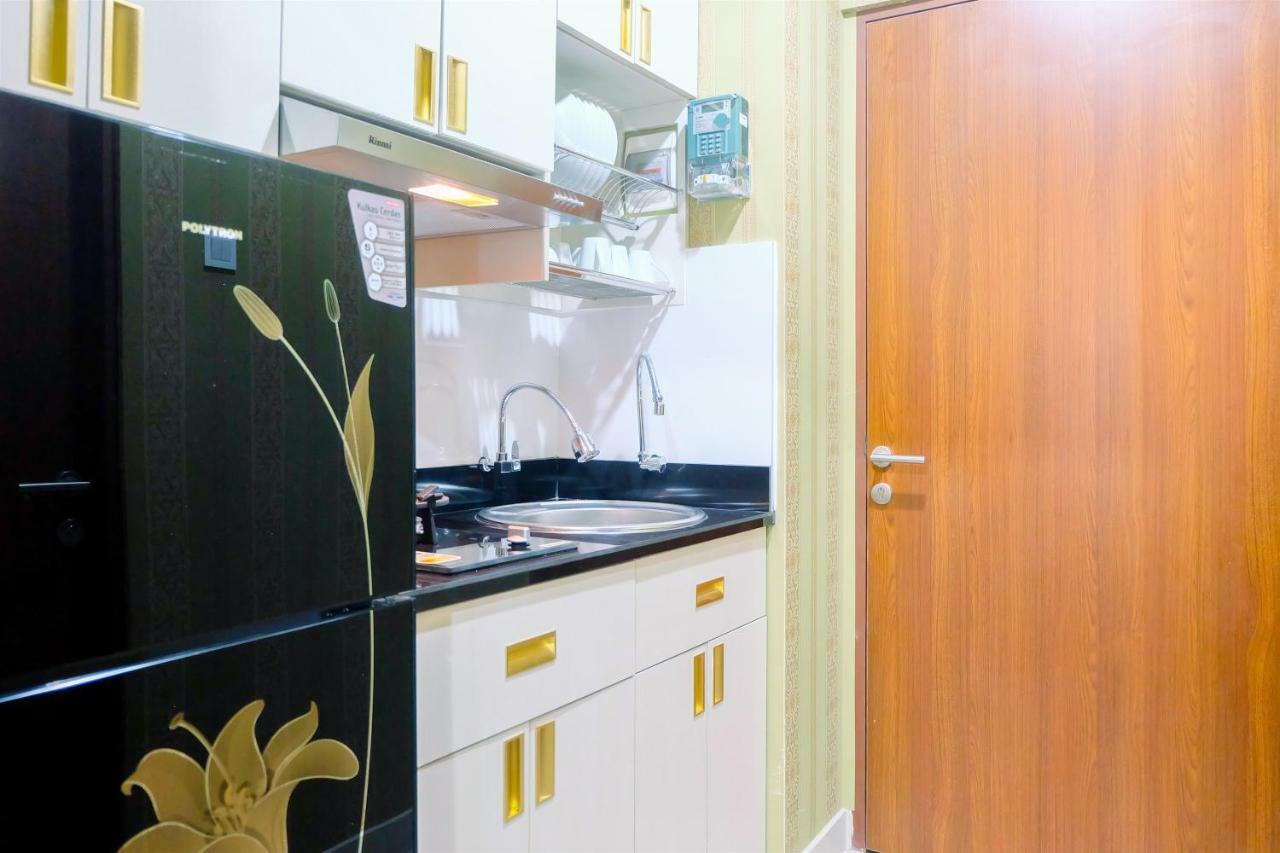 Apartemen Cozy Grand Kamala Lagoon By Travelio Bekasi